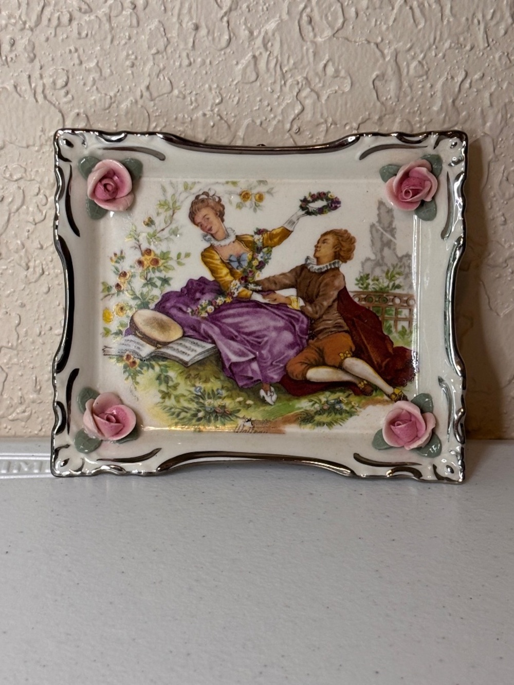 Dresden Porcelain Vintage Trinket Dishes Wall Decor Set of Two - Picture 7 of 13